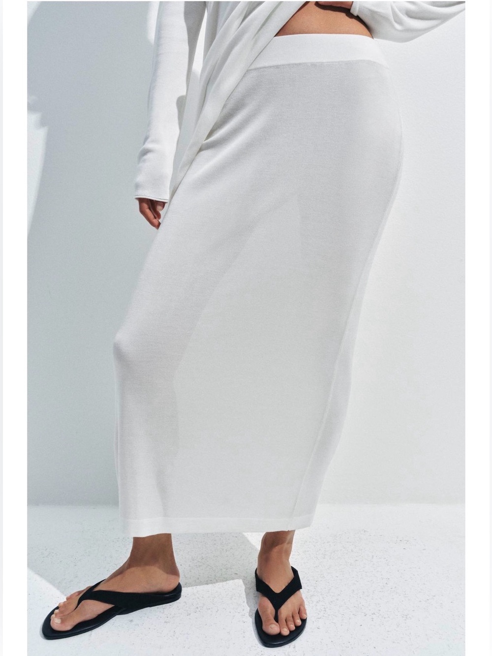 Zara Knit Midi Skirt White Large